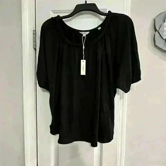 Max Studio London Tops - Max Studio Women's Black Bubble Short Sleeve Textured Blouse Size S